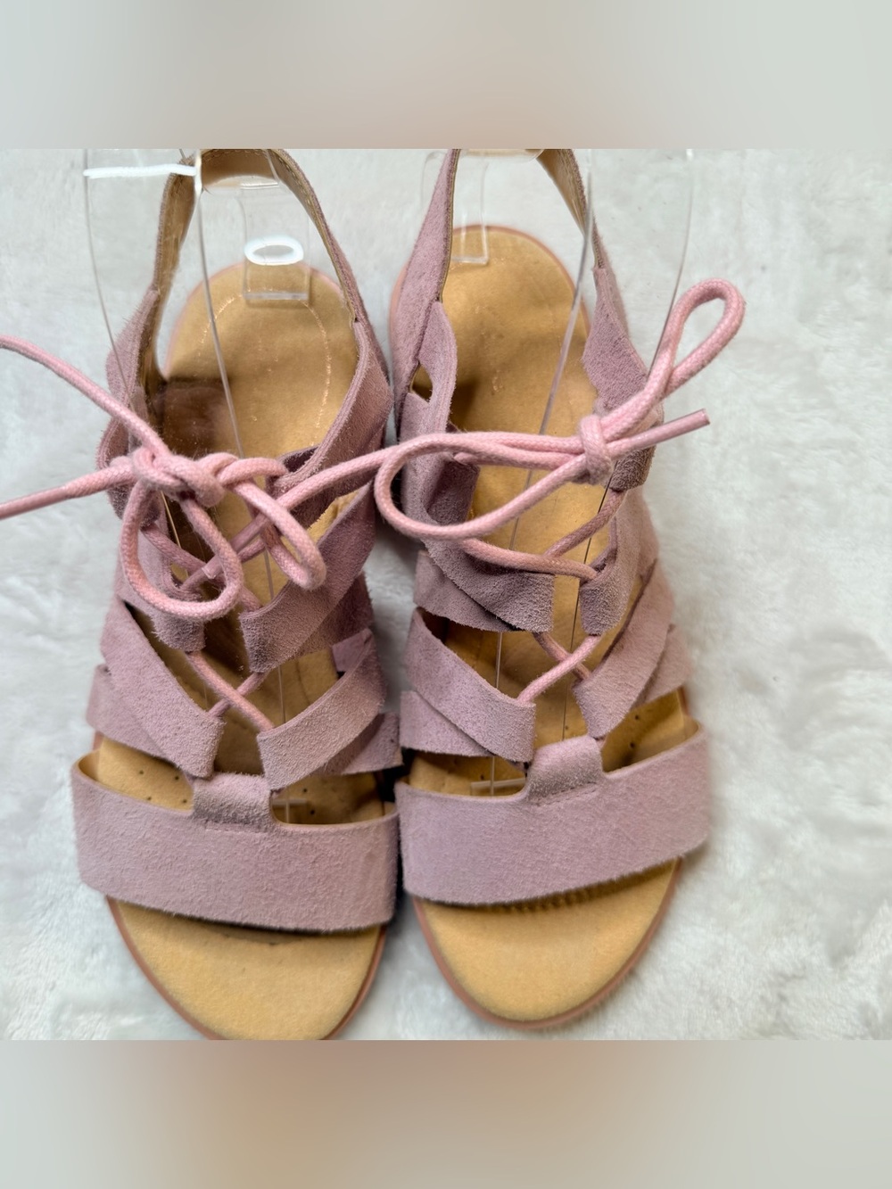 Clark’s Pink Suede Lace-Up Sandals made in Italy. hobo, cottagecore, girly‎